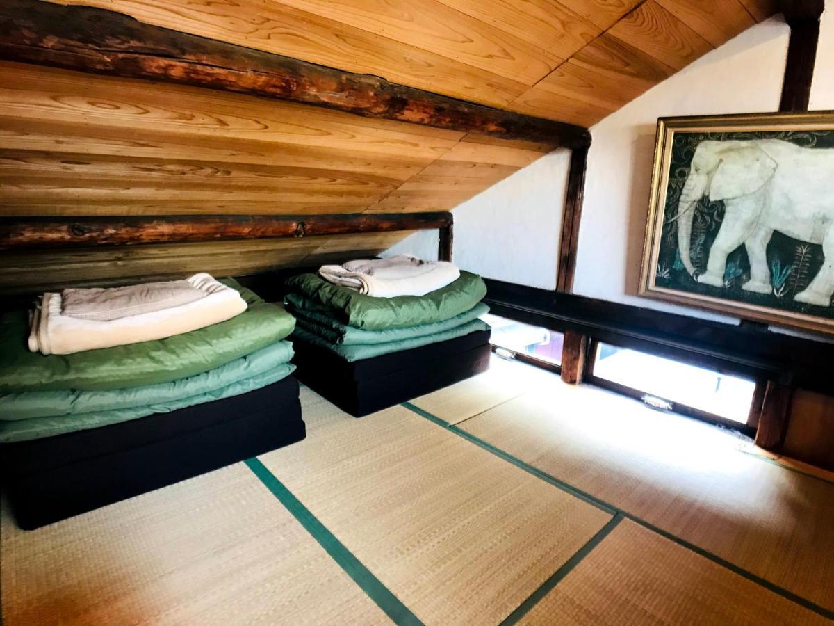 Guesthouse Yadocurly Onomichi Exteriör bild