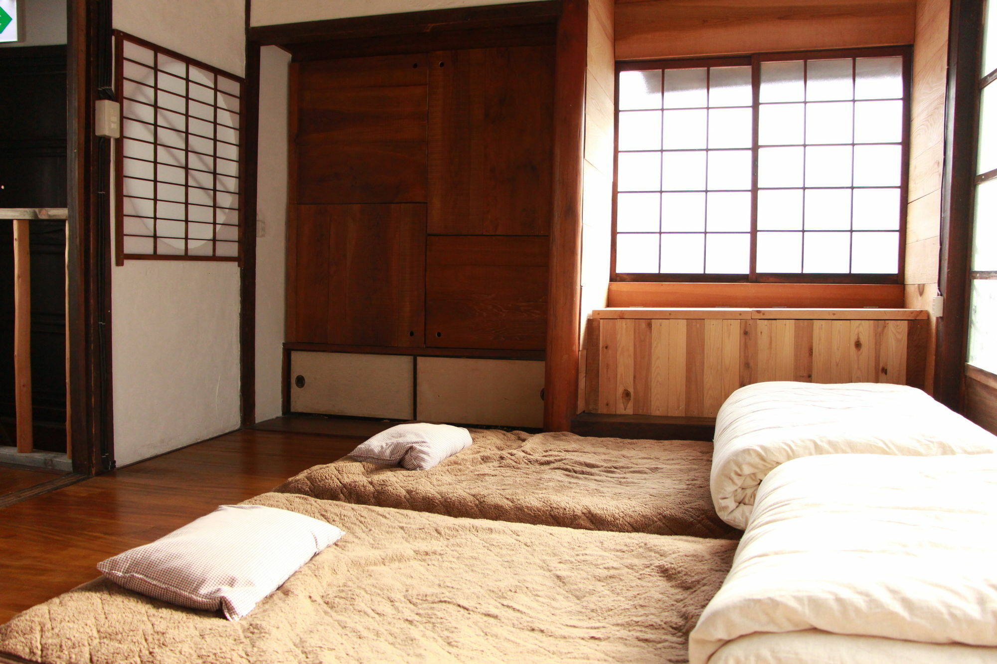 Guesthouse Yadocurly Onomichi Exteriör bild